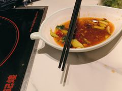 -黄记煌三汁焖锅(新佳丽江汉路店)