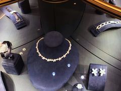 -Harry Winston 海瑞温斯顿
