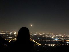 -鬼笑石后山停车场