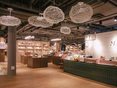 -光海书局(南京东路第一百货店)