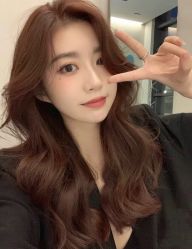 -诗悦发型烫染SALON