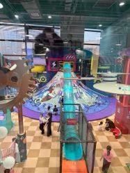 -欧酷世界动力星球(王府井奥莱UP TOWN店)