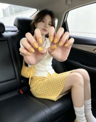 -桃色美甲沙龙