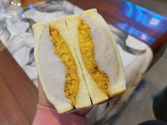 -沁屋面包店(人民东路店)