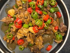 -鱼鲜饭香·招牌汽锅剁椒鱼头王