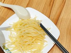 -西部马华清真兰州牛肉面·烧烤夜市(三里河店)