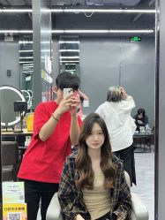 -藤野造型烫发染发