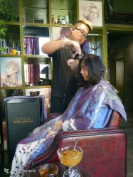-In Style Hair Salon