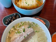 枫镇大肉面肉13面17-同得兴 Since·1995 传统苏式面馆(嘉馀坊店)