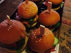 -Helens海伦司小酒馆(津湾广场店)