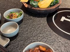 -三出山火锅(南京万象天地店)