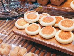 -巴黎贝甜(大宁国际商业广场店)