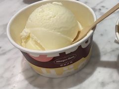 冰激淋单球牛奶太妃-哈根达斯(国瑞店)