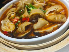 -贤合庄卤味火锅(安吉万达店)