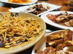 -老鼎万春卤菜(五代传承创始老店)