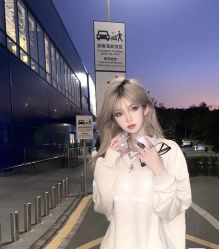 -苑苑发型设计