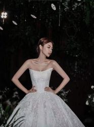 -欣薇婚纱(新源乐汇城店)