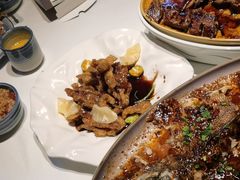 -八府香鸭·啫啫煲(华山路店)