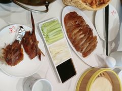 -梅利汴京烤鸭•开封豫菜地标店(铁北街店)