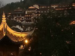 -融汇温泉