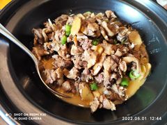 -洋沙湖湖色生鲜主题餐厅