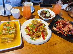 -隔壁老王·家常云南菜(花巷店)