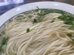 -东方宫·中国兰州牛肉拉面清真(三里屯店)