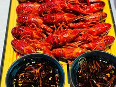 -肥肥虾庄·金牌油焖大虾(首义路店)