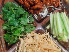 -老郑家东北春饼(龙悦居店)