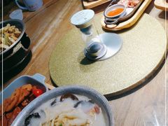 -蜜桃餐厅·伴山(湖滨商业街店)