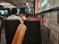 -顶峰夜宴·龙虾烧烤大排档(九江学院店)