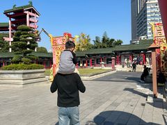 -绳金塔