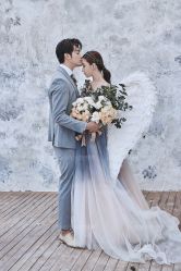 -雪中彩影婚纱摄影·微光艺术中心