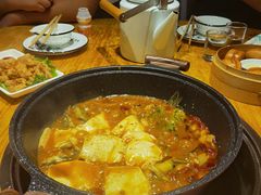 黄辣丁鲜鱼锅-小小河边鱼(天润城店)