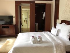 -三亚湾海居铂尔曼度假酒店