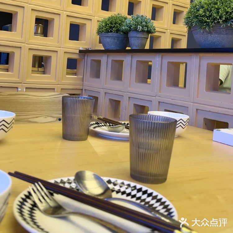 简·泰式料理