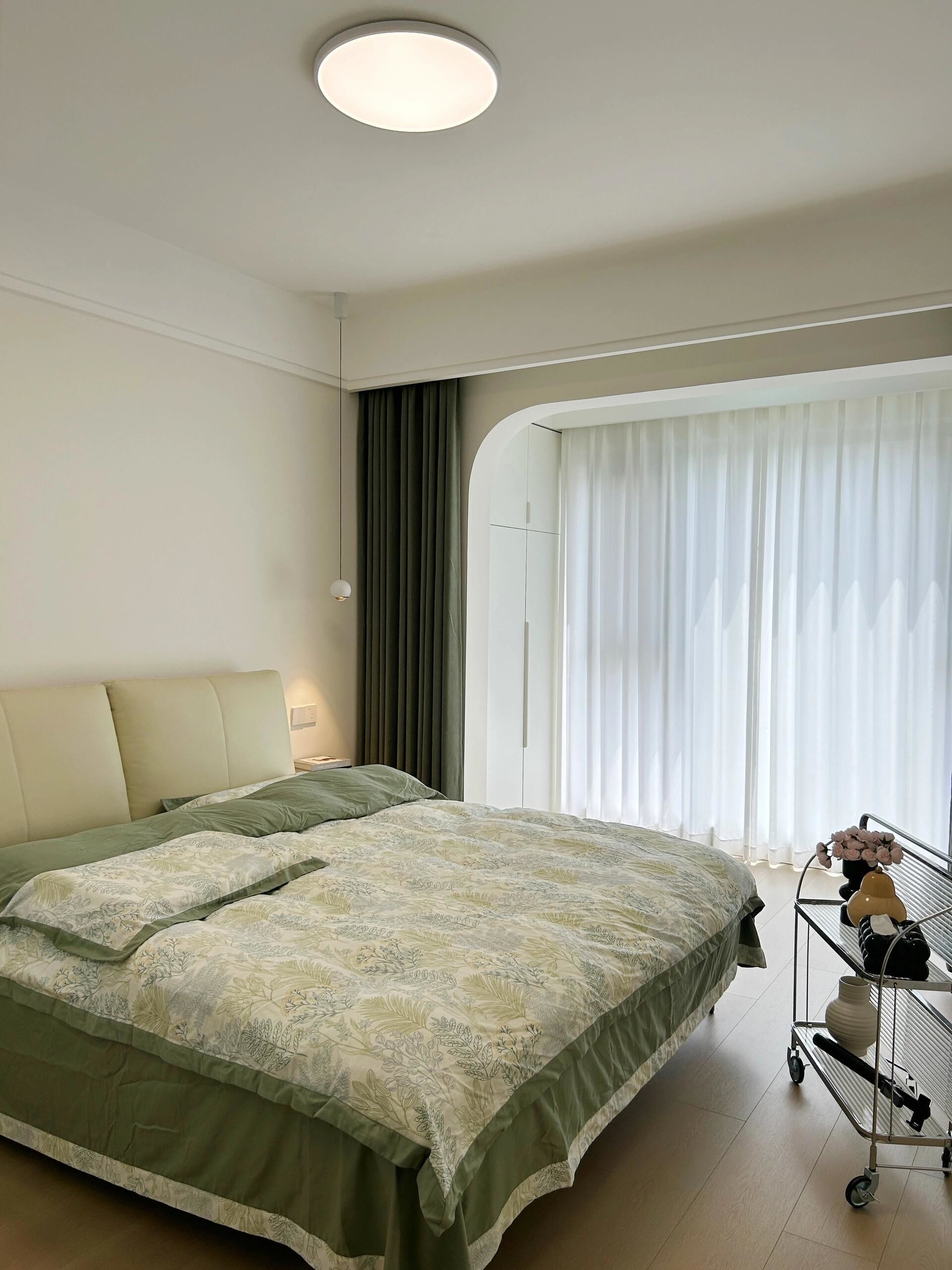 卧室变身简约风