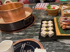 -慢丽江·云南野生菌土鸡锅(付家庄店)