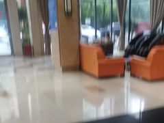 -清水湾酒店(深圳横岗塘坑地铁站店)