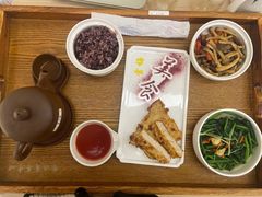 -雪梅月子中心(华侨城店)