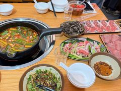 -黔三一夺夺粉酸汤火锅(百信店)