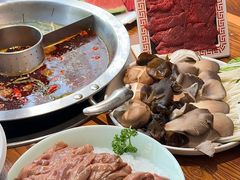 -佬土鹅肠火锅(解放路店)