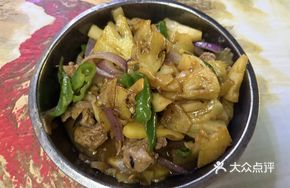 Pineapple Stir-fried Pork Bones