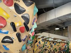 -ROCKPLUS攀岩馆(环宇城店)