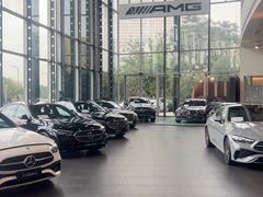 -成都中升之星奔驰4S店