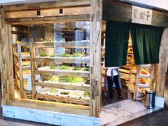 面包甜点陈列柜-袁记串串香(梁家巷店)