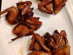 -深圳富苑皇冠假日套房酒店