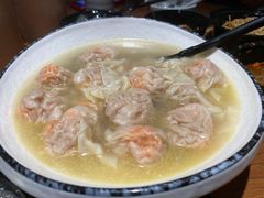 鲜虾蟹子云吞-云云美食