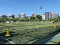 -Riverside河畔少儿足球培训(前滩店)