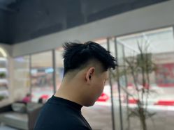 -尤司男士国潮理发馆
